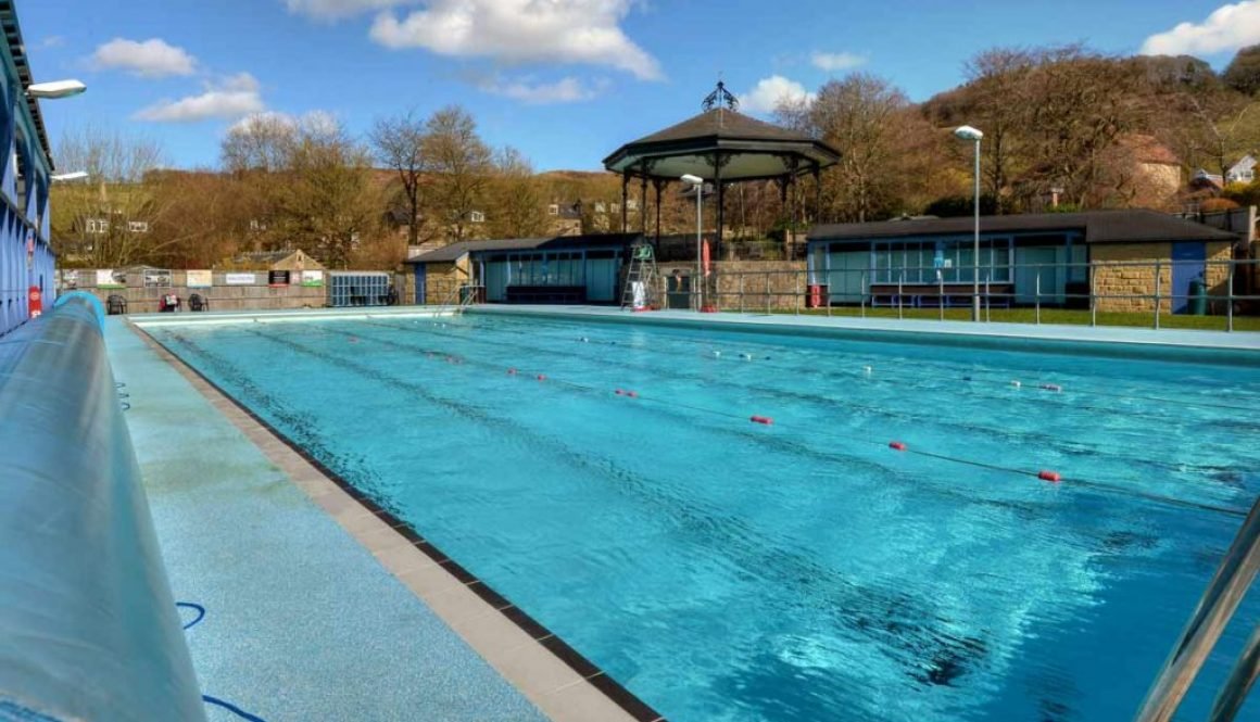 Hathersage open air swimming pool